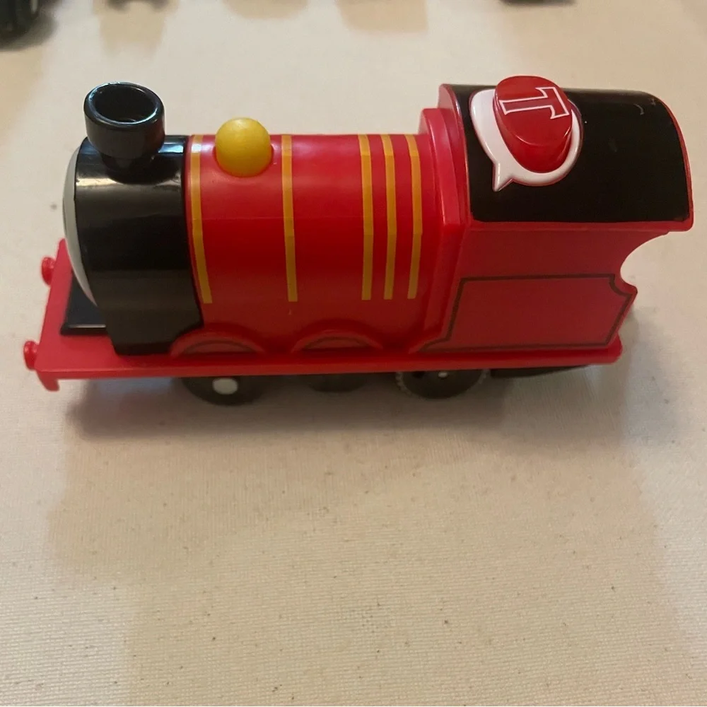 Thomas & Friends Talking James Red Toy Train Play Vehicle